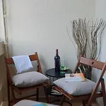Rory House - דירה