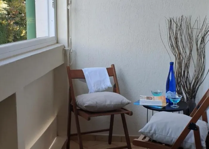 דירה Rory House - *